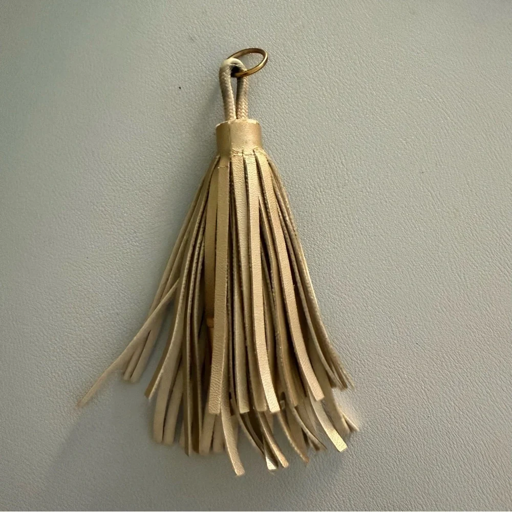 ❤️Merkury - Gold Leather Charging Tassel - OS
